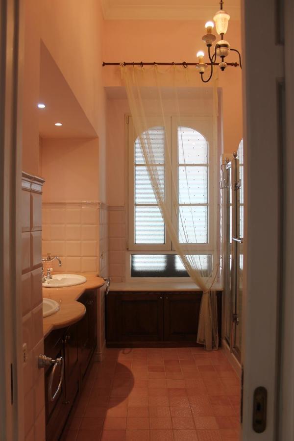 B&B Le Sorelle Наполи Екстериор снимка